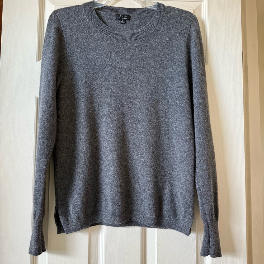 J.Crew Cashmere Crewneck Sweater Size M Coastal Pullover Solid Grey Color